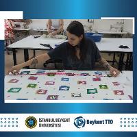 tekstil-ve-moda-tasarimi-bolumunden-sevimli-patilere-yastik-2