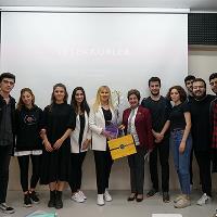 etkinlik-yonetiminde-medya-iletisim-600-375