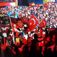16-emre-tandirli-olumsuzlesen-sehitlerden-omer-halisdemir-in-anisina-2021-kagit-uzerine-kolaj-teknigi-50x50-cm-beykent-universitesi-istanbul