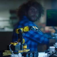 İsterSporYaparsınİsterRobot
